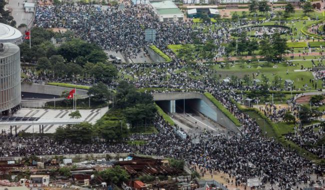 香港反送中图片
